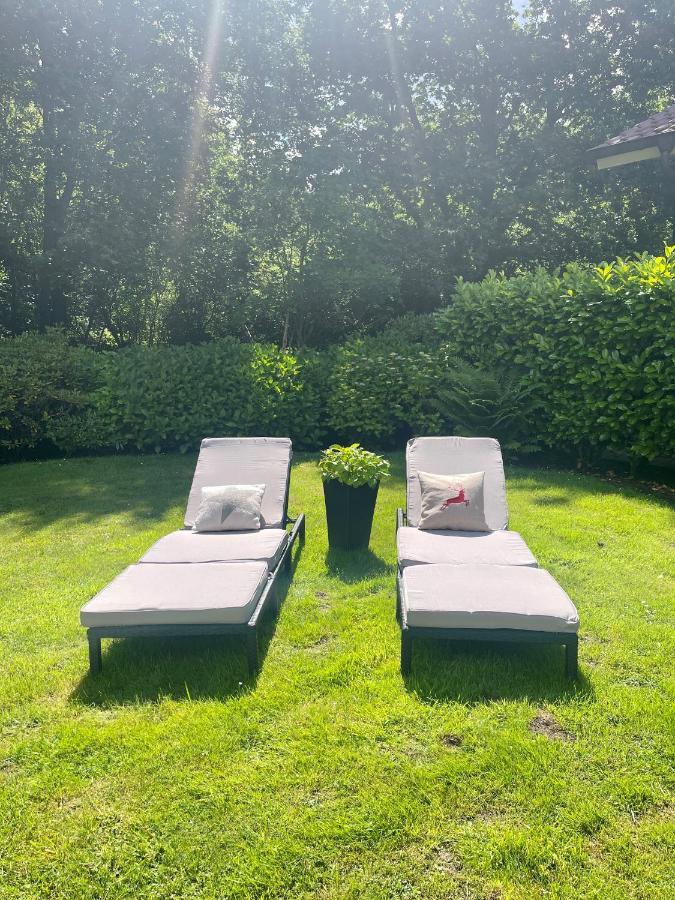 Landhaus Am Wald Mit Garten Mit 1 Schlafnische Und 1 Schlafzimmer アウリッヒ エクステリア 写真